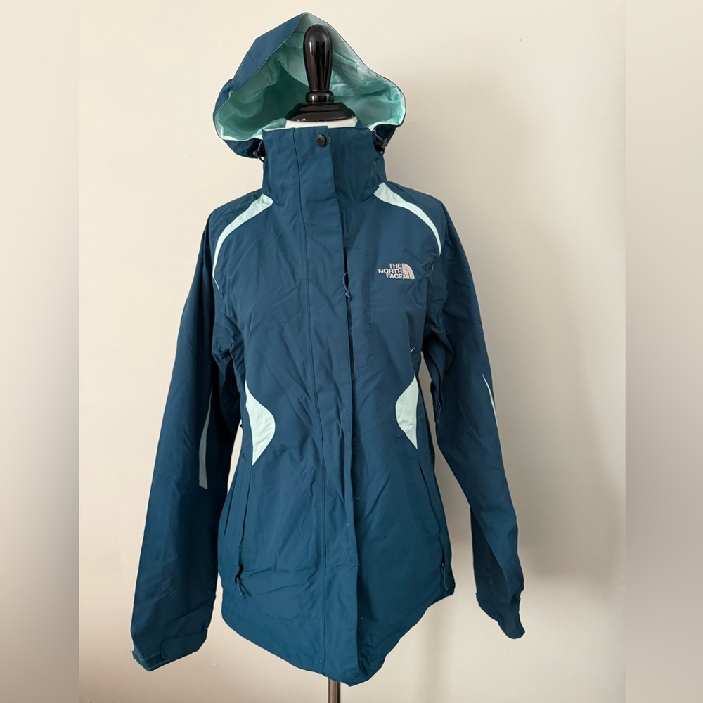 The North Face Womens HYVENT Jacket